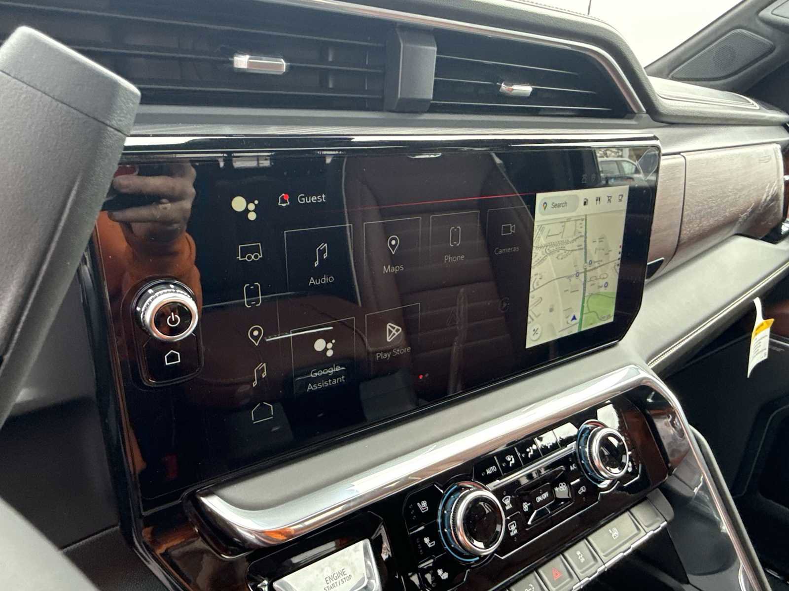 New 2026 GMC Sierra 3500 Denali Ultimate w/ LPO, Black Badging Package image 12