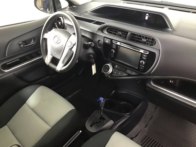 Used 2016 Toyota Prius C Four image 17