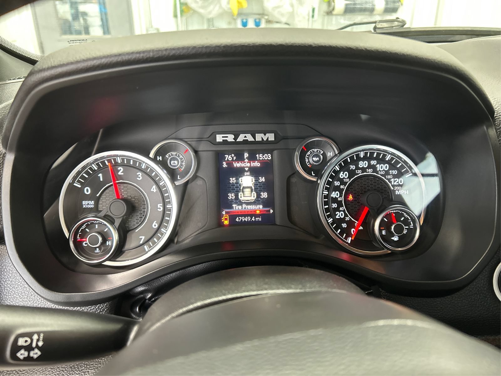 Used 2025 RAM 1500 Big Horn AWD/4WD image 14
