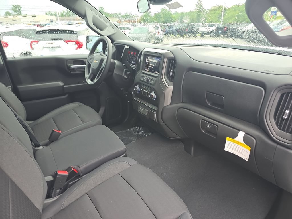 New 2026 Chevrolet Silverado 1500 Custom AWD/4WD image 22