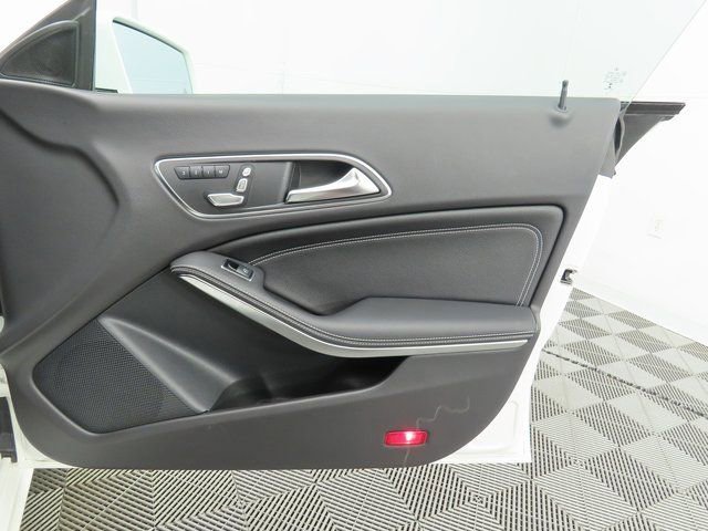Used 2019 Mercedes-Benz CLA 250 image 25