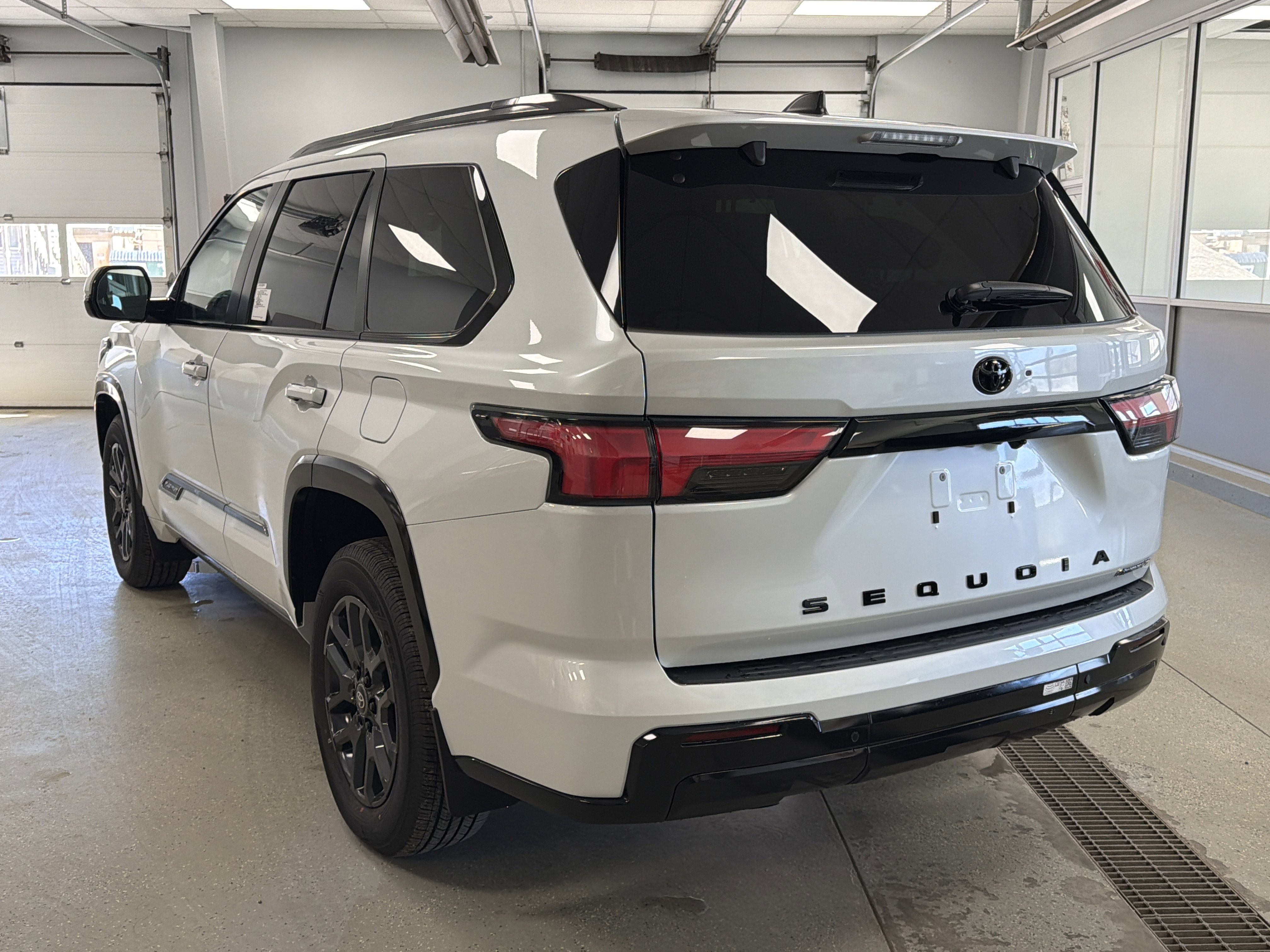 New 2026 Toyota Sequoia Platinum AWD/4WD image 4