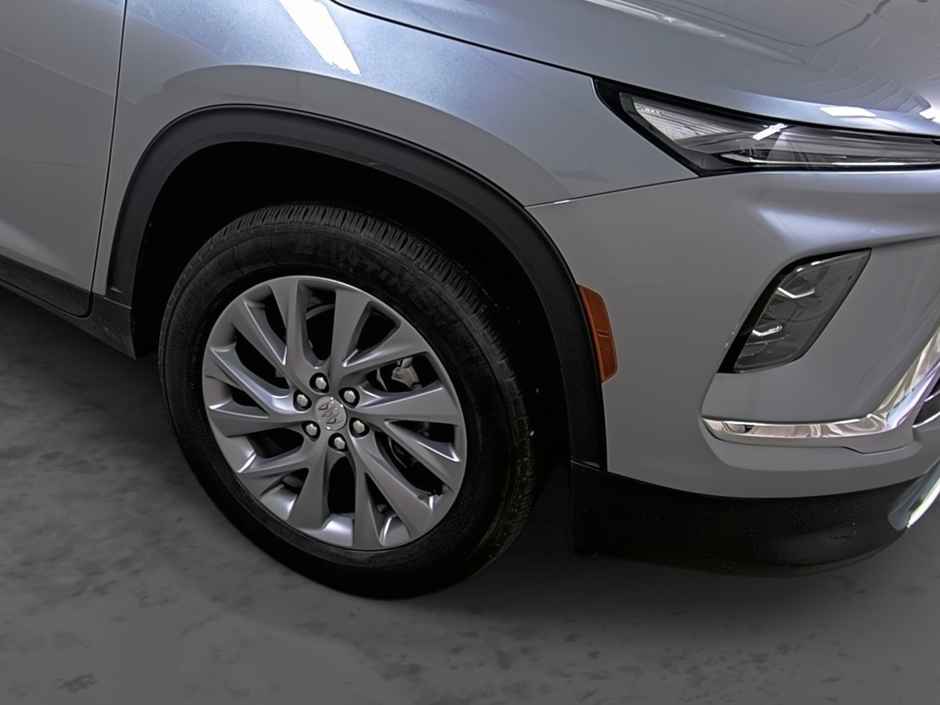 Used 2025 Buick Enclave Preferred image 14