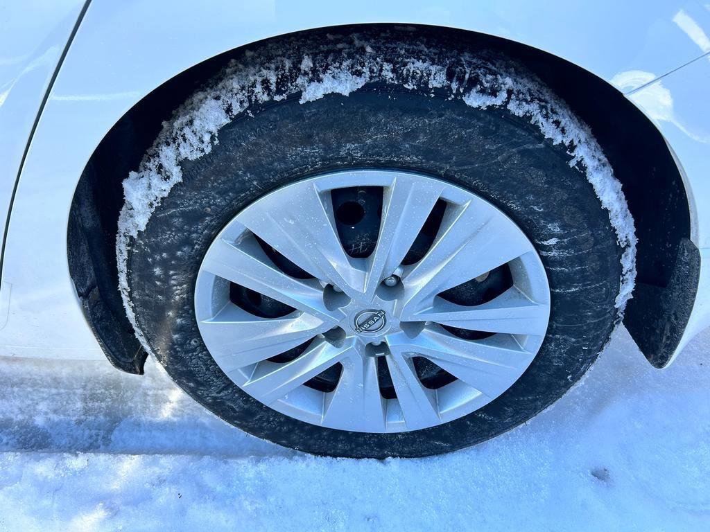 Certified 2025 Nissan Sentra S image 43