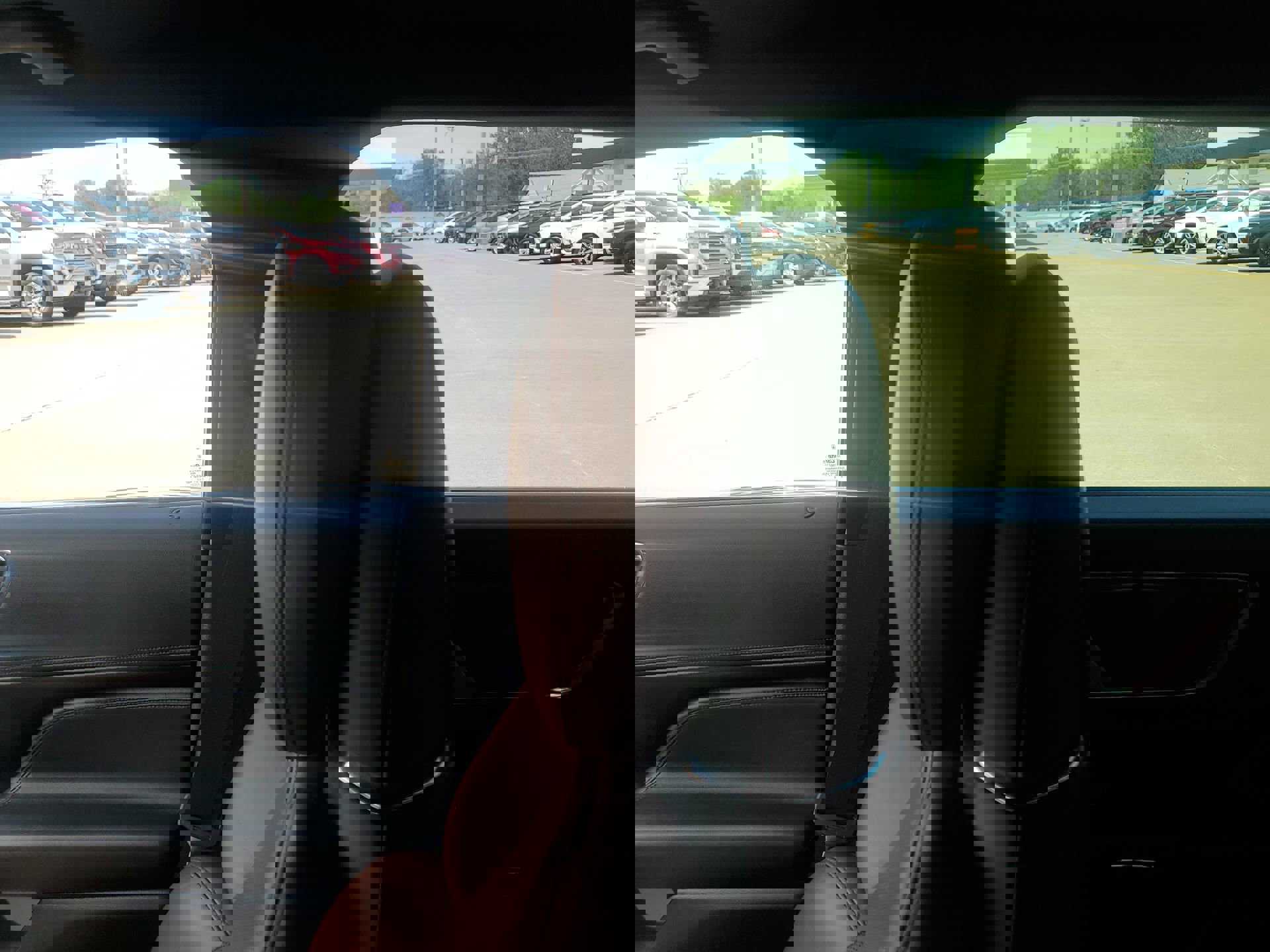 Used 2018 Lincoln Continental Reserve AWD/4WD image 12