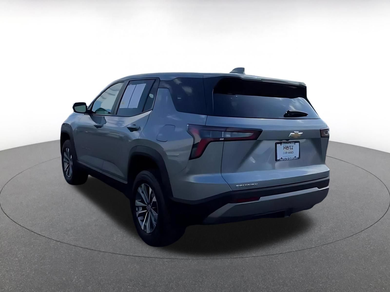 Used 2025 Chevrolet Equinox LT FWD image 11