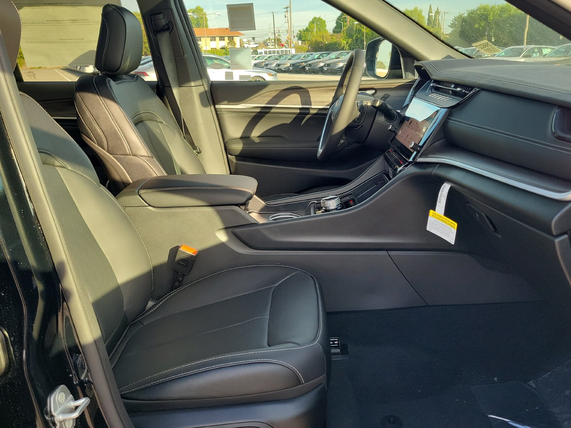 New 2026 Jeep Grand Cherokee Limited AWD/4WD image 15