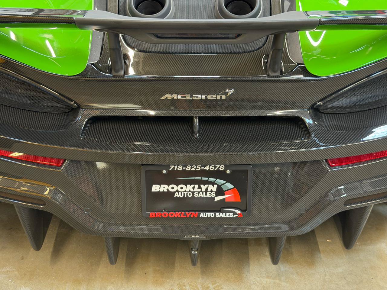 Used 2020 McLaren 600LT Spider RWD image 35