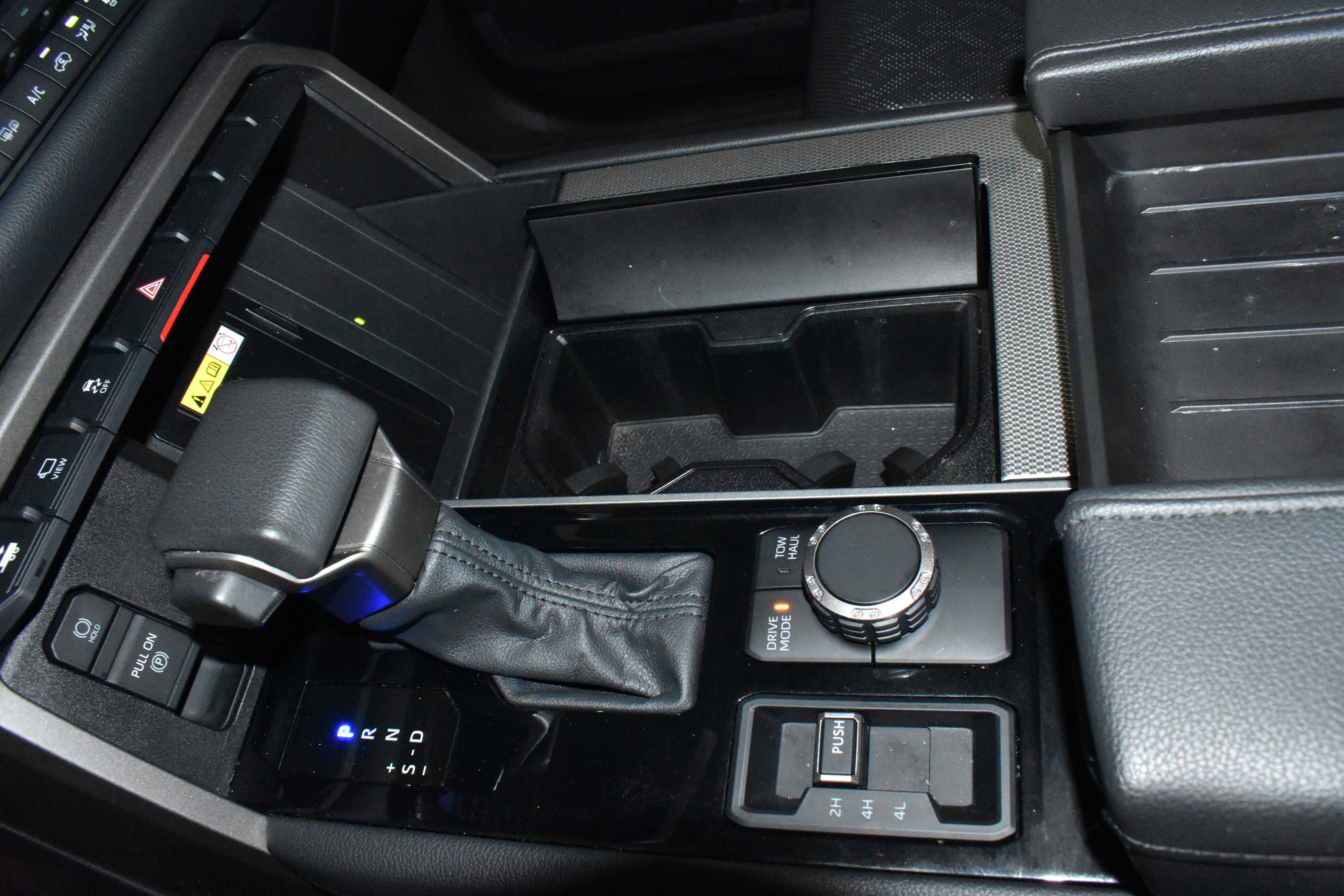 Used 2024 Toyota Sequoia 4WD image 21