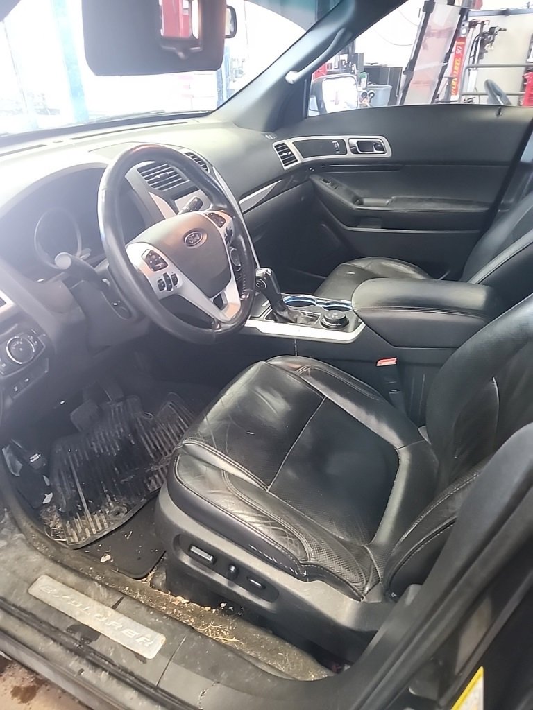 Used 2015 Ford Explorer Limited w/ Equipment Group 301A image 1