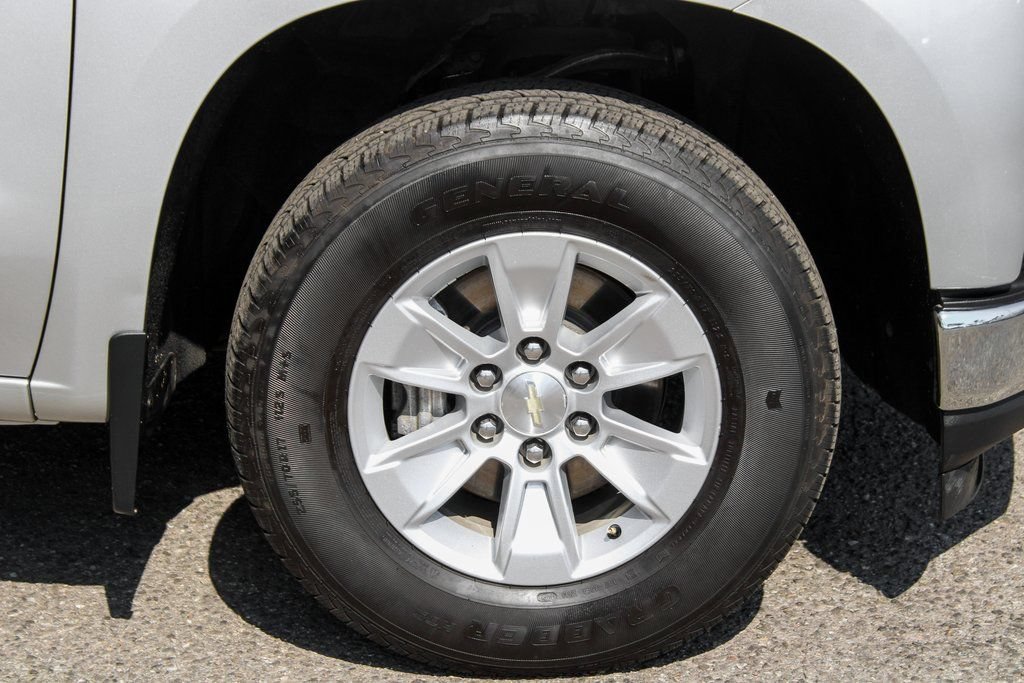 Used 2020 Chevrolet Silverado 1500 LT w/ Convenience Package RWD image 33