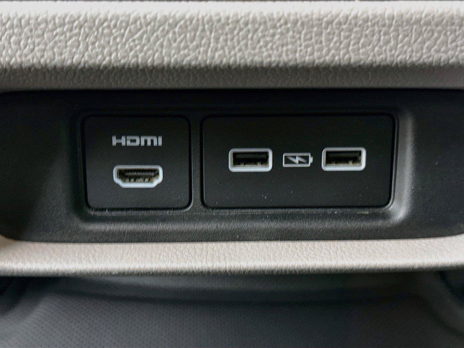 Used 2024 Honda Odyssey Elite image 37