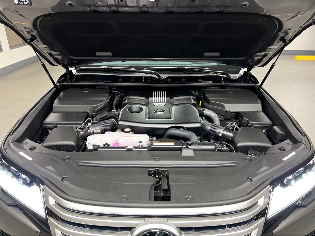 New 2026 Lexus LX 600 4WD w/ Luxury Package image 26
