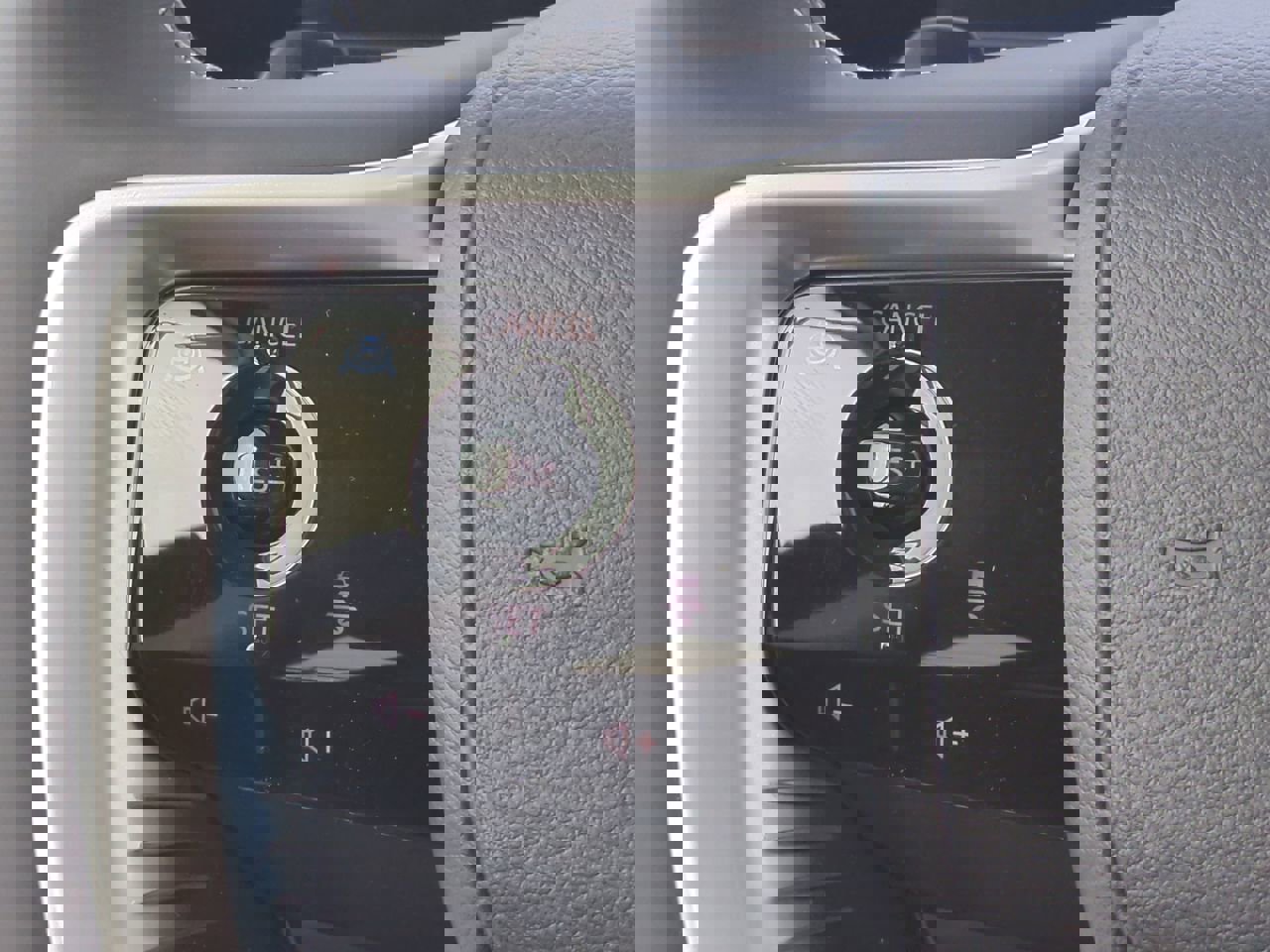 New 2026 INFINITI QX80 Luxe w/ Cargo Package image 28