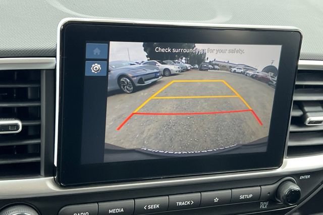 New 2026 Hyundai Venue SEL FWD image 18