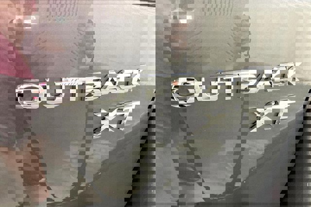 Used 2022 Subaru Outback Limited XT image 8