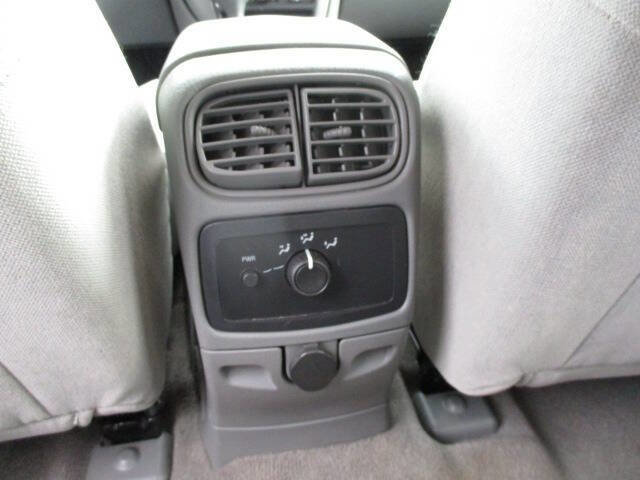 Used 2005 Chevrolet TrailBlazer LS w/ LS Preferred Equipment Group image 18