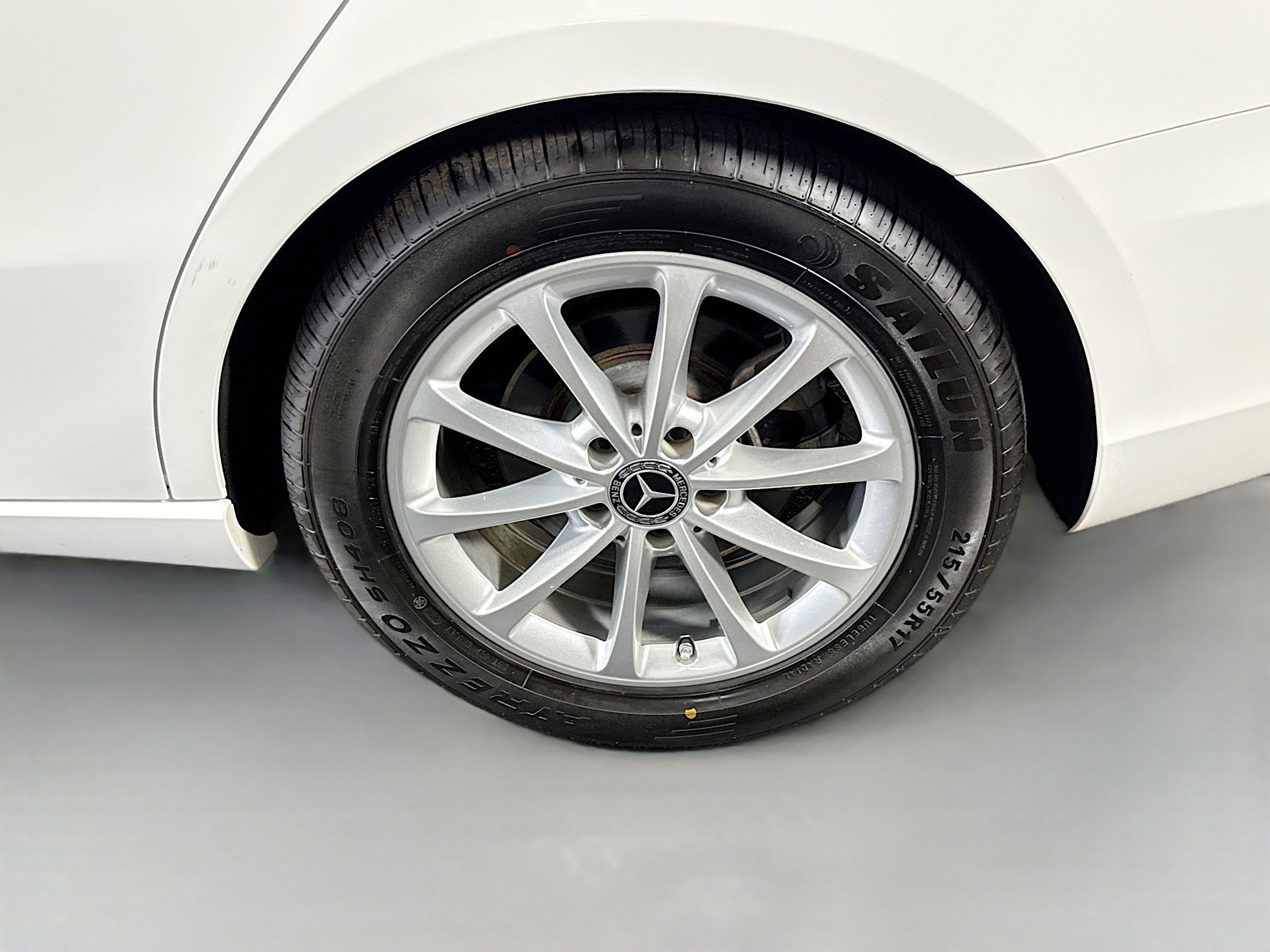 Used 2022 Mercedes-Benz A 220 4MATIC w/ Premium Package Lite image 37