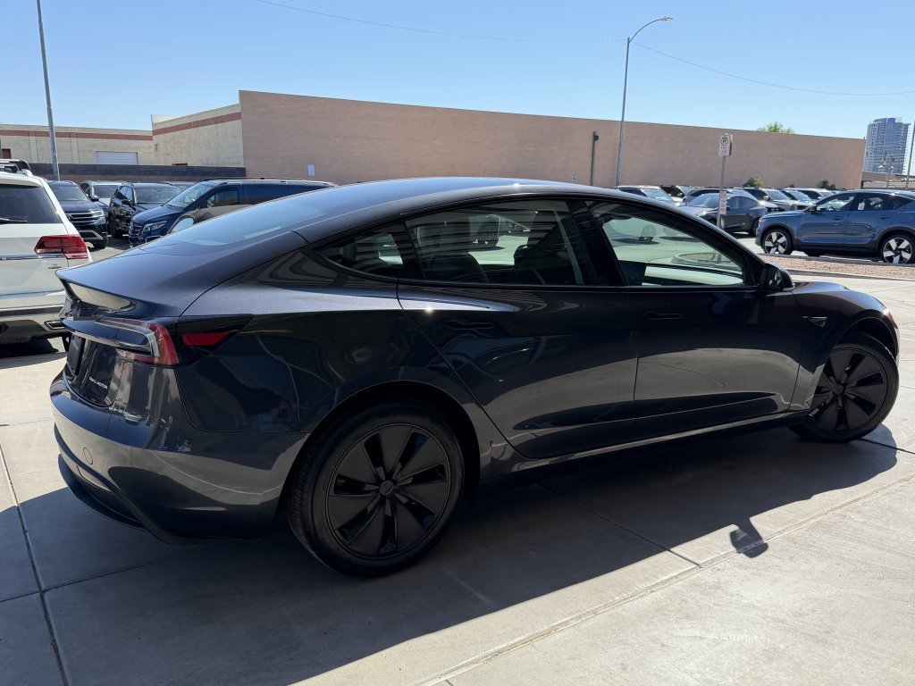 Used 2024 Tesla Model 3 Long Range image 4