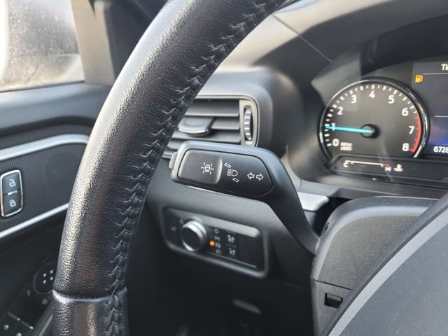 Used 2020 Ford Explorer XLT image 14