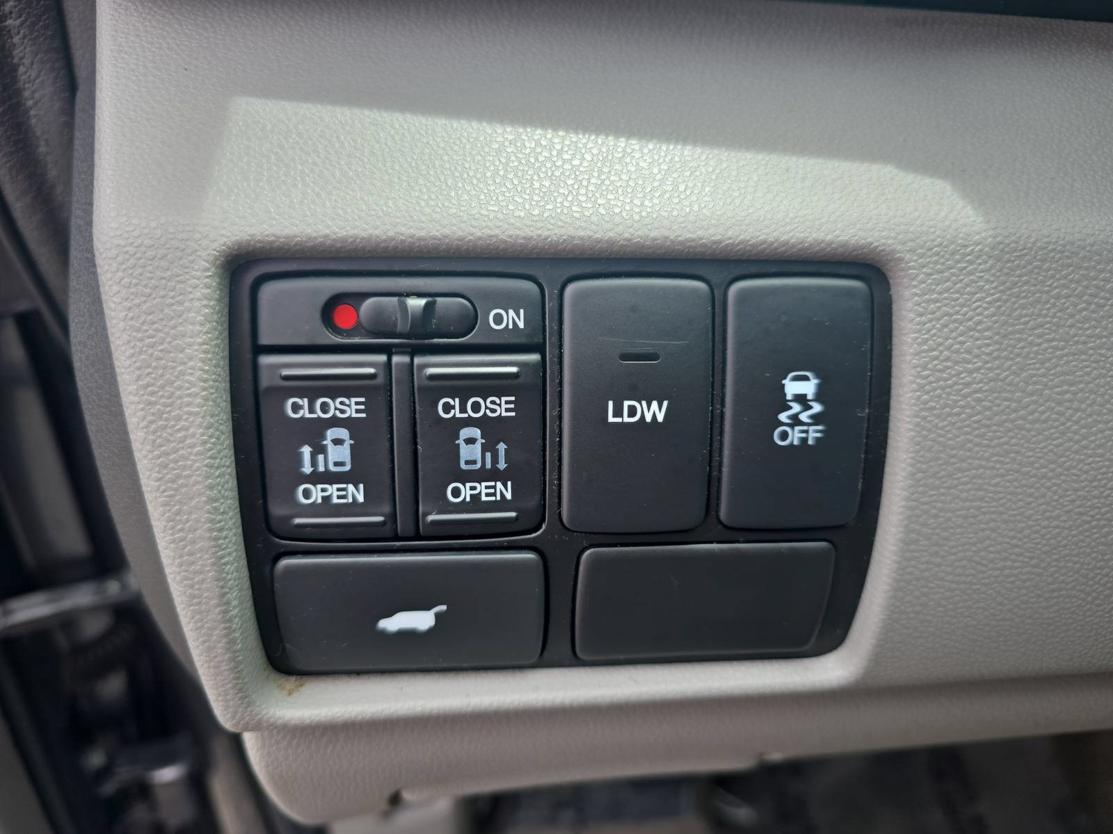 Used 2014 Honda Odyssey EX-L image 28