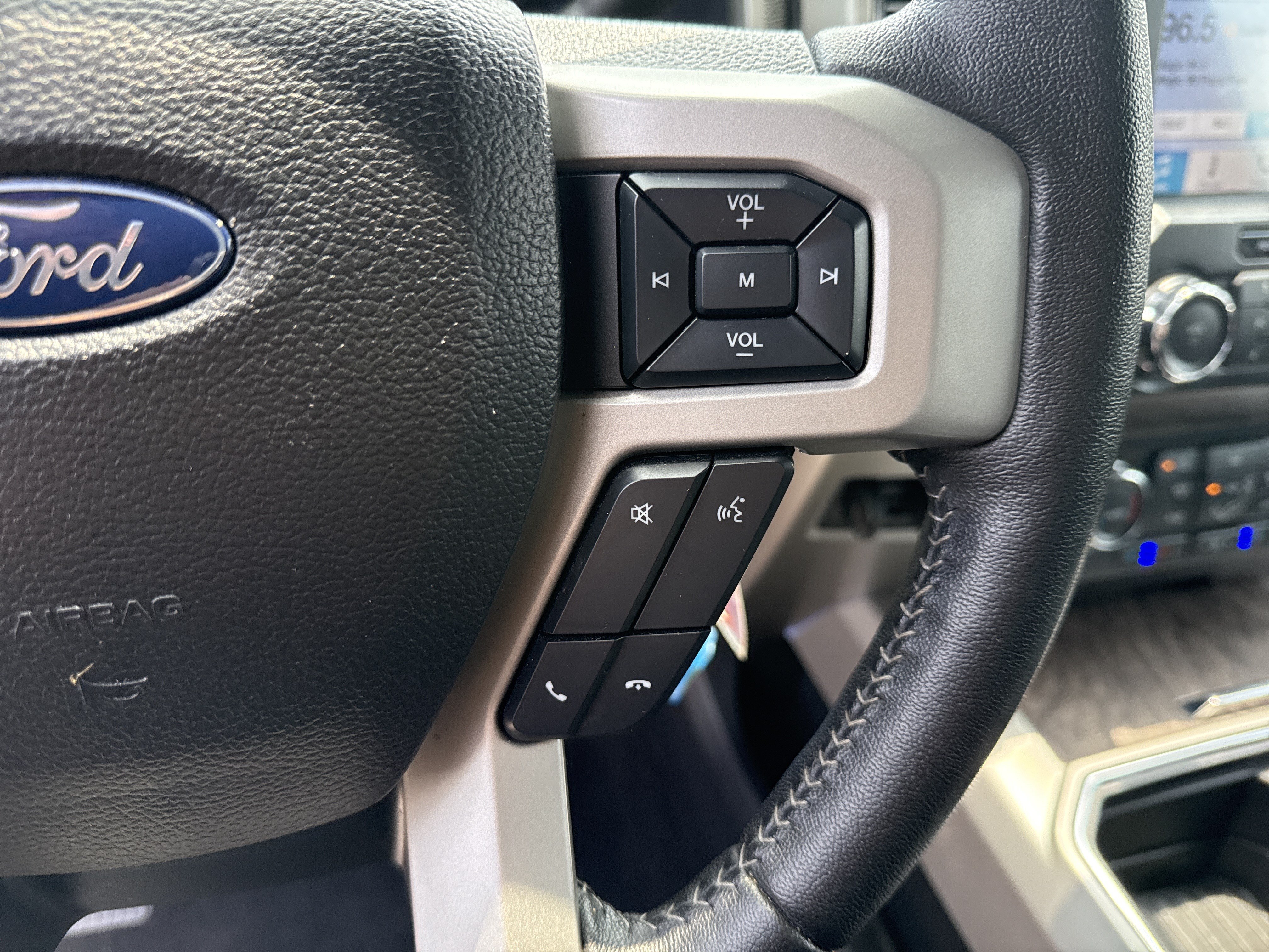 Used 2019 Ford F250 Lariat AWD/4WD image 25