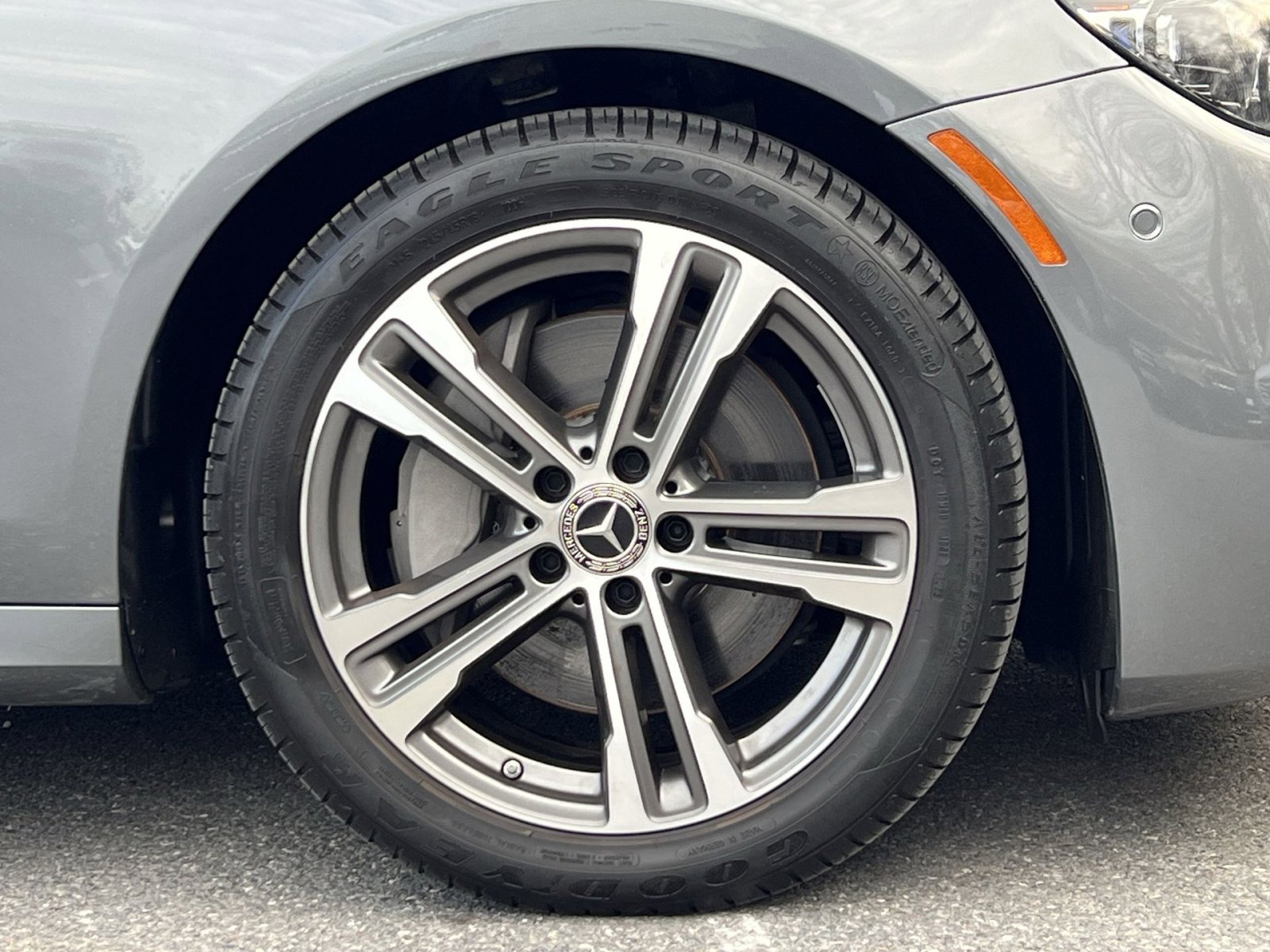 Certified 2023 Mercedes-Benz E 350 4MATIC Sedan w/ Premium Package image 10