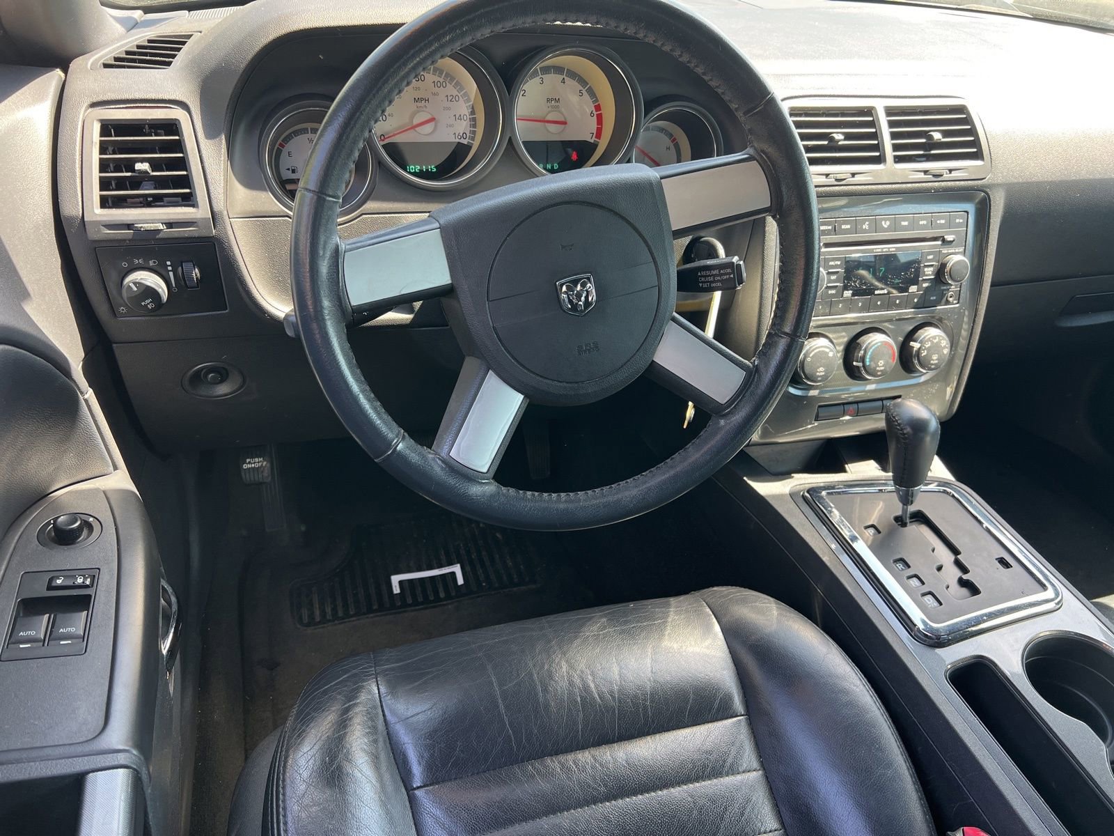 Used 2009 Dodge Challenger R/T w/ Sound Group image 12