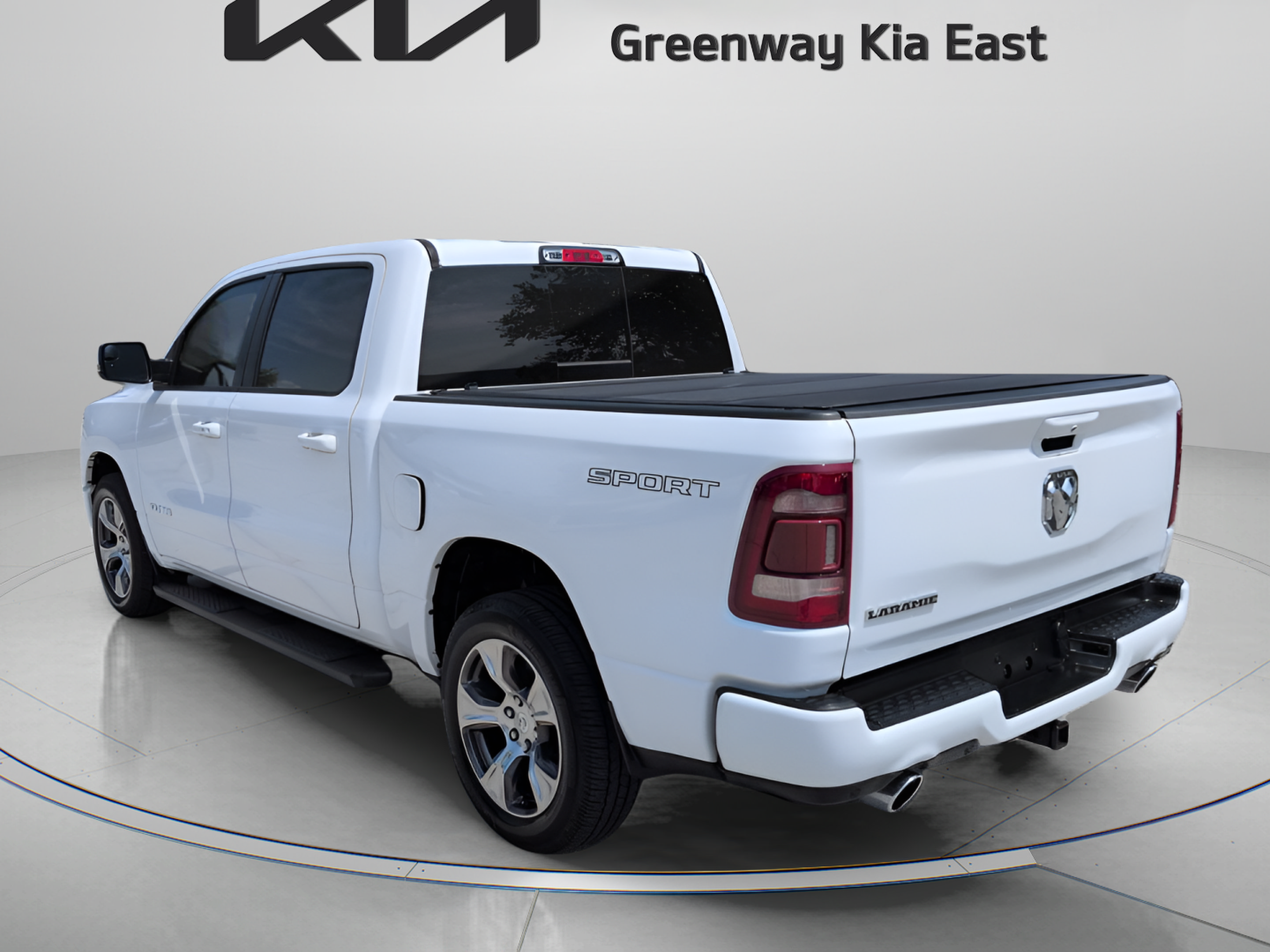Used 2023 RAM 1500 Laramie RWD image 8