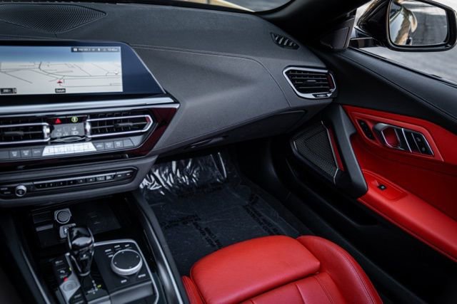 Used 2023 BMW Z4 sDrive30i w/ Shadowloine Package image 36