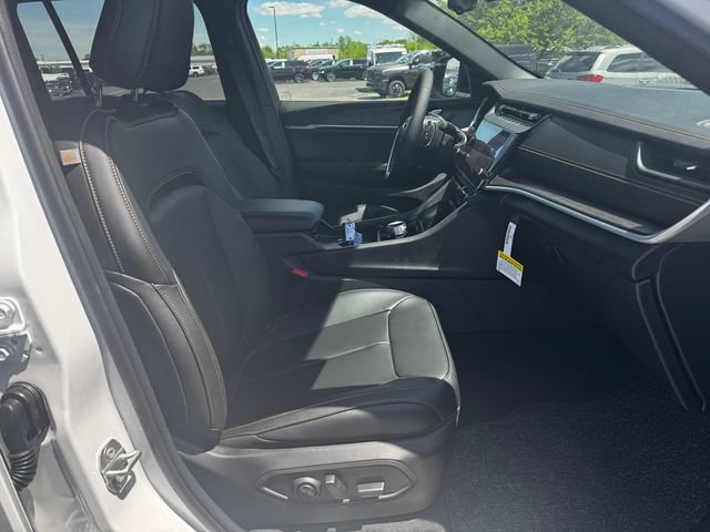 New 2026 Jeep Grand Cherokee Limited AWD/4WD image 14