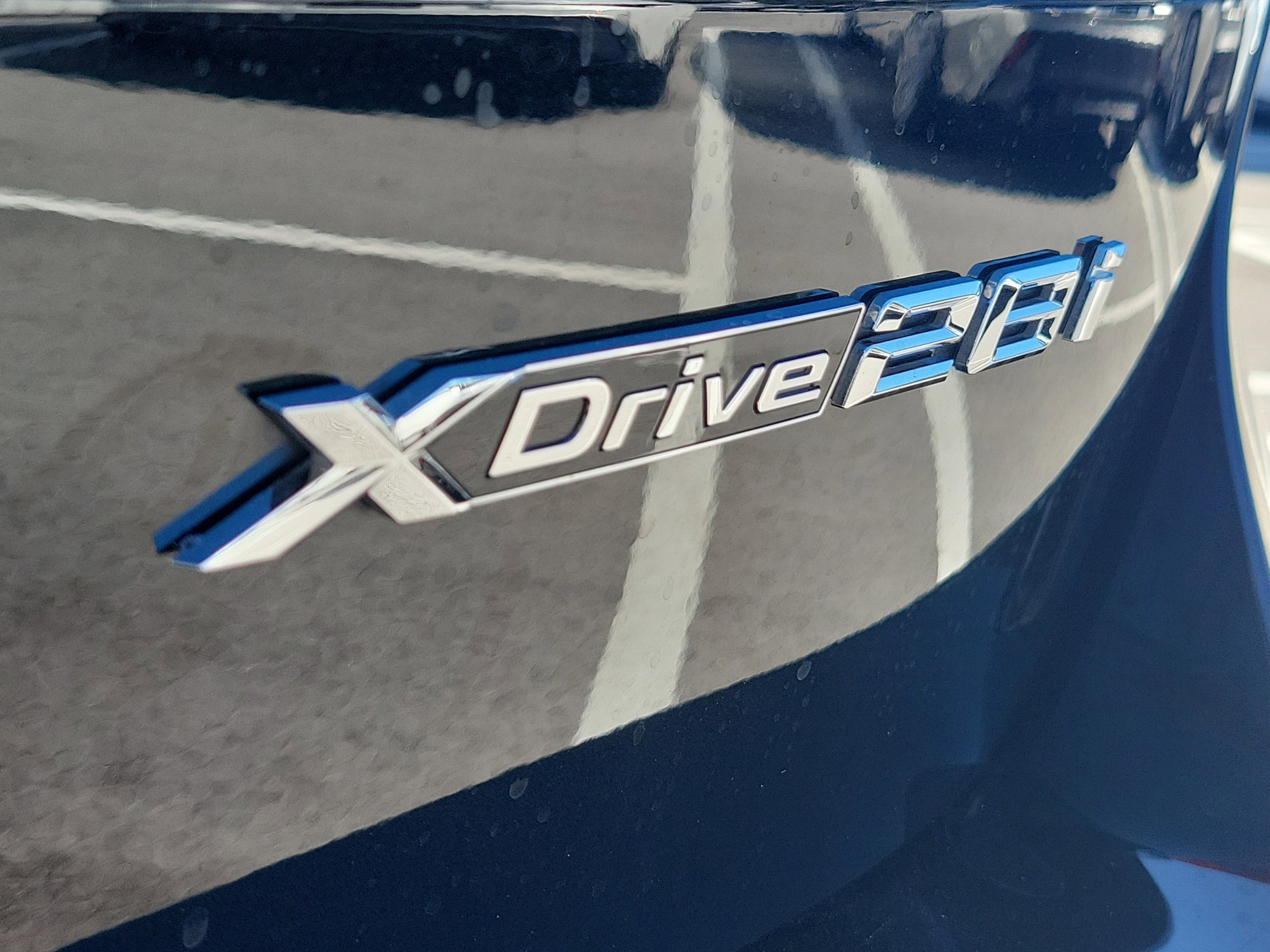 Used 2023 BMW X1 xDrive28i w/ Premium Package image 8