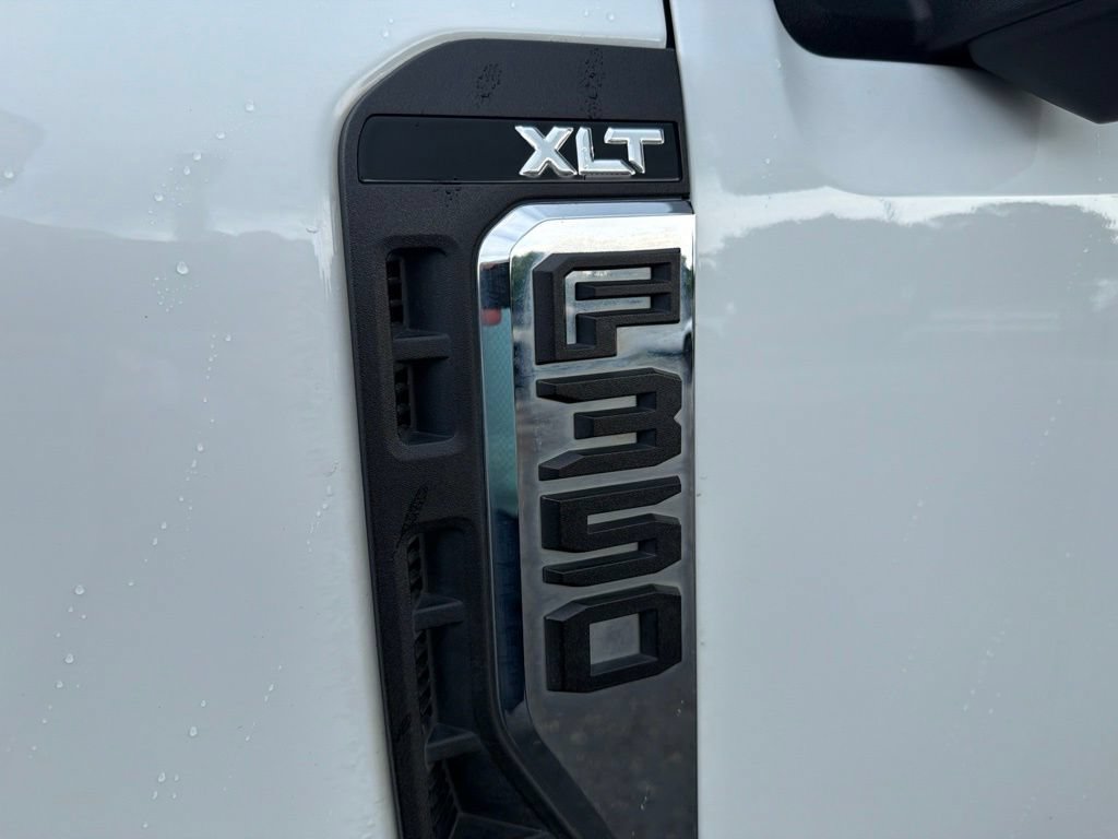 Used 2023 Ford F350 XLT w/ 360-Degree Camera Package AWD/4WD image 11