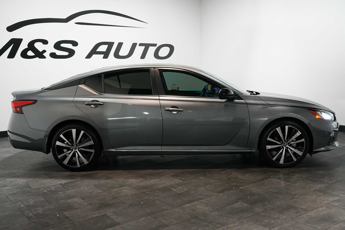 Used 2021 Nissan Altima 2.5 SR FWD image 6