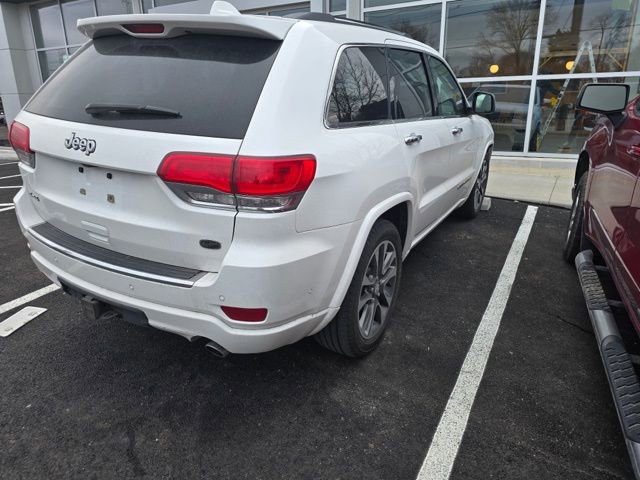 Used 2017 Jeep Grand Cherokee Overland w/ Jeep Active Safety Group image 3