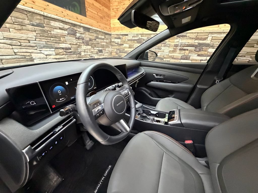 Certified 2025 Hyundai Santa Cruz Limited AWD/4WD image 10