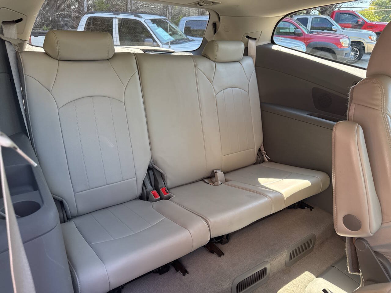 Used 2014 Chevrolet Traverse LTZ AWD/4WD image 16