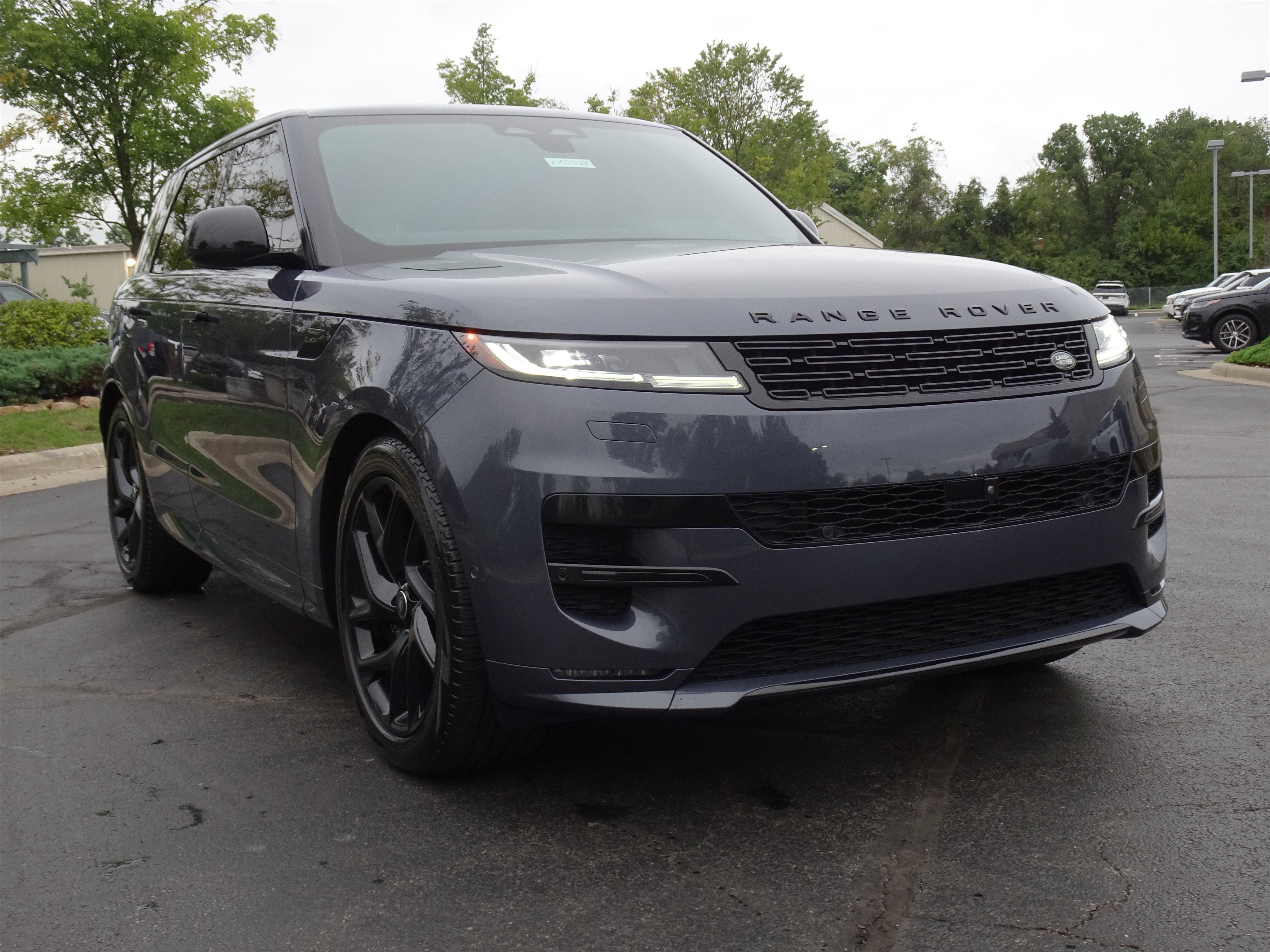 Certified 2024 Land Rover Range Rover Sport Dynamic SE AWD/4WD image 8
