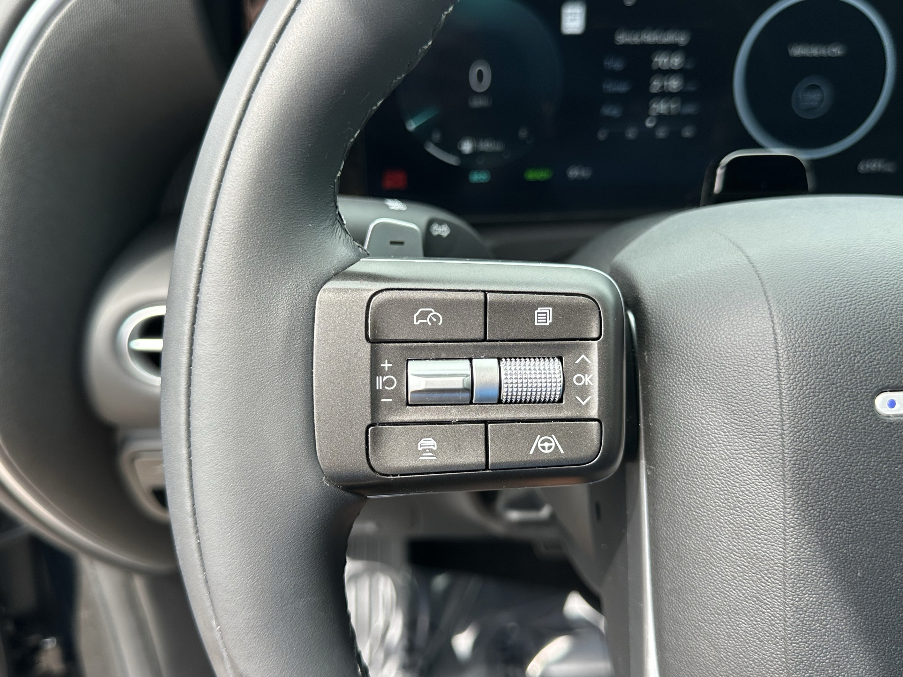 Certified 2026 Hyundai Palisade Calligraphy FWD image 33