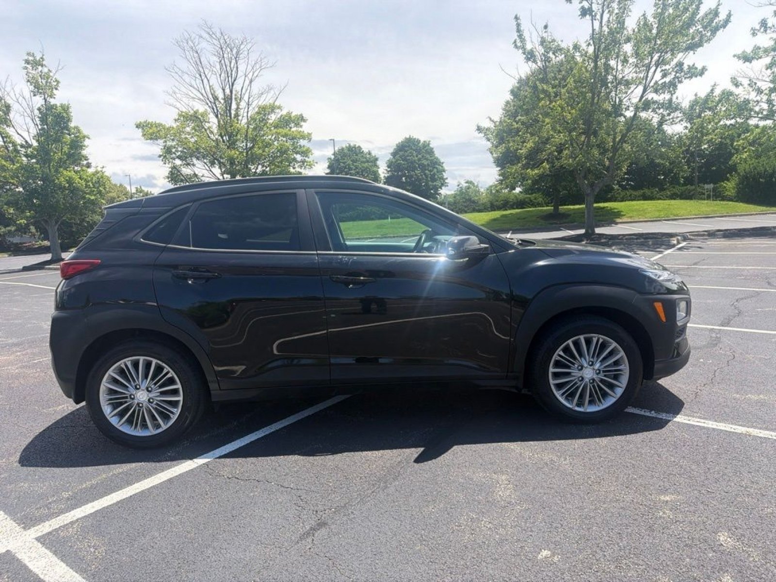 Used 2020 Hyundai Kona SEL AWD/4WD image 5