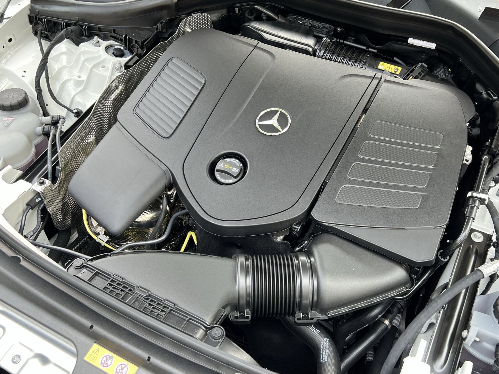 Certified 2025 Mercedes-Benz GLC 300 4MATIC image 27