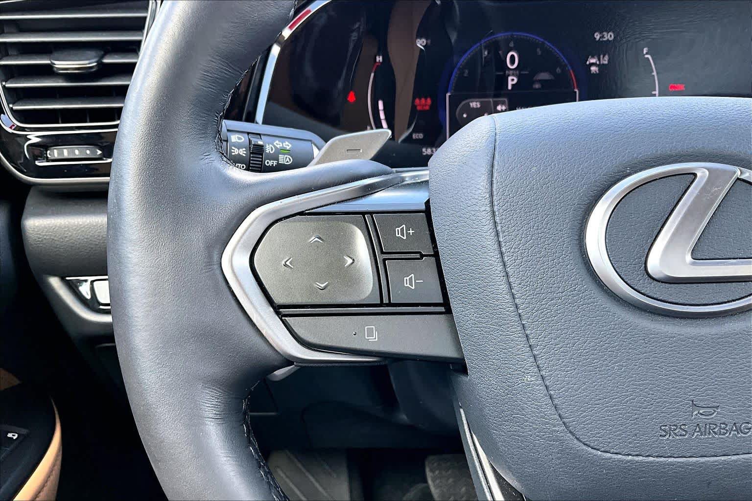 Used 2025 Lexus NX 350 AWD w/ Accessory Package (Z2) image 24