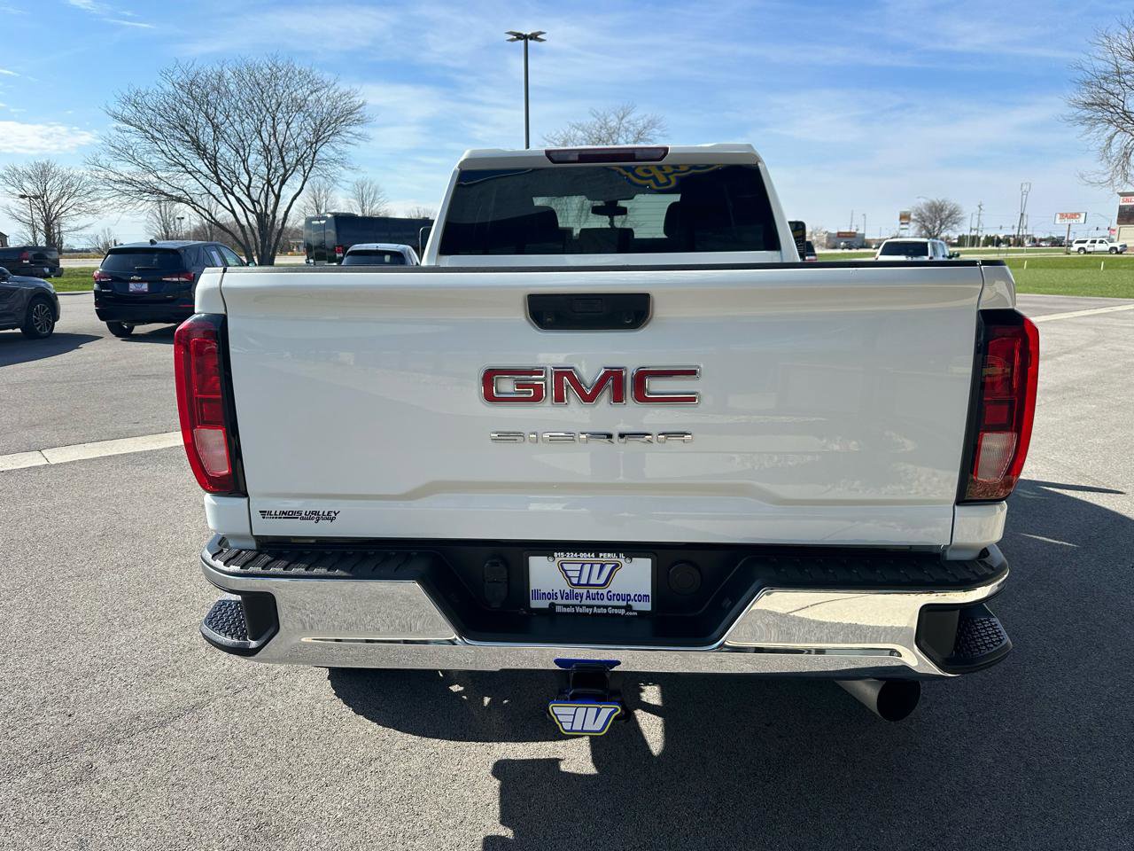 Used 2022 GMC Sierra 2500 Pro w/ Convenience Package image 6