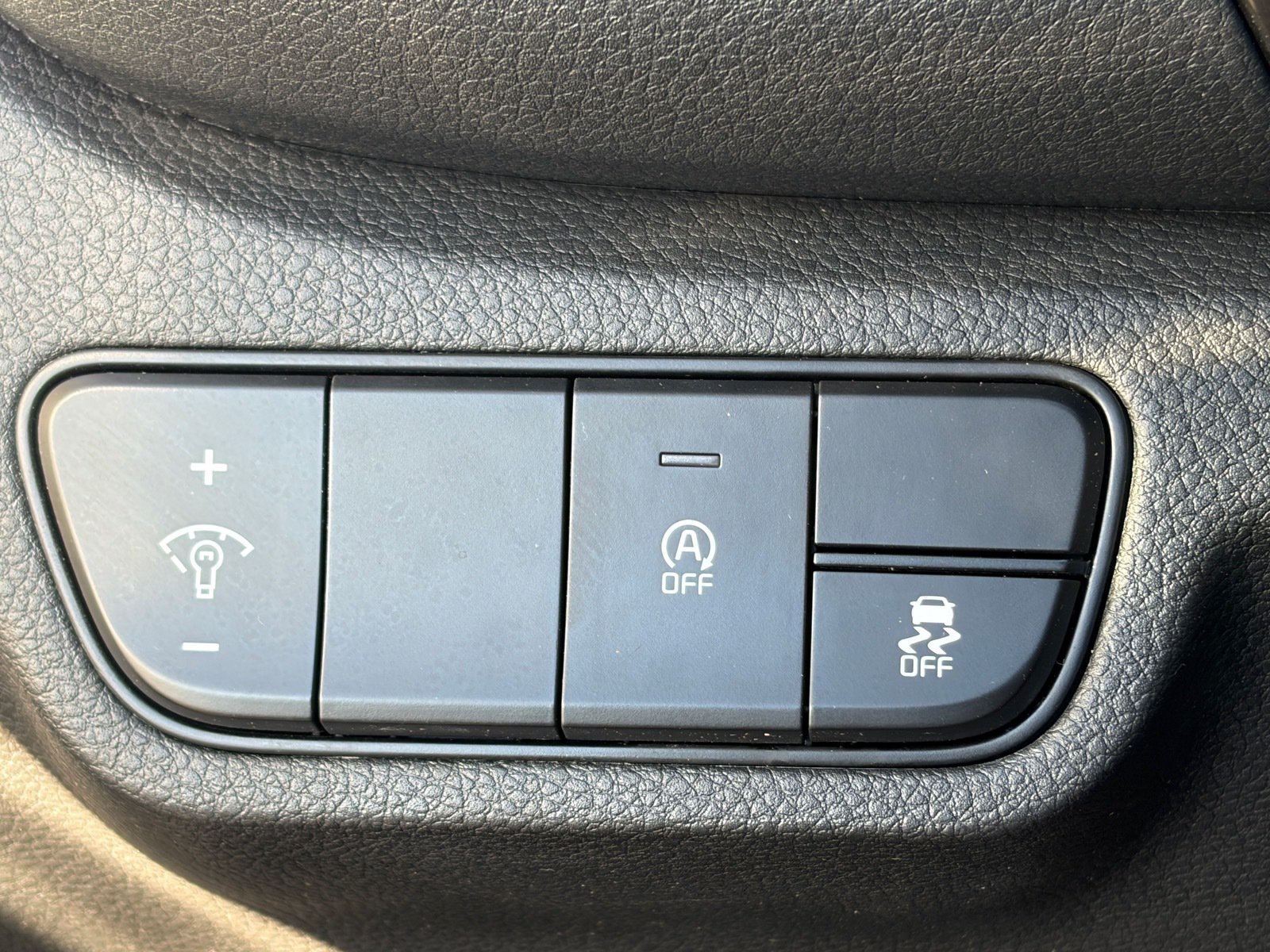 Certified 2024 Kia Seltos S FWD image 19