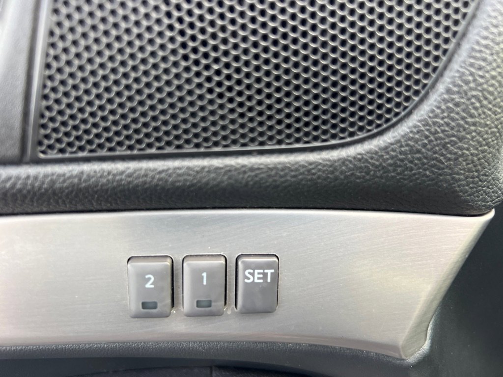 Used 2012 INFINITI G37 x w/ Premium Pkg image 25