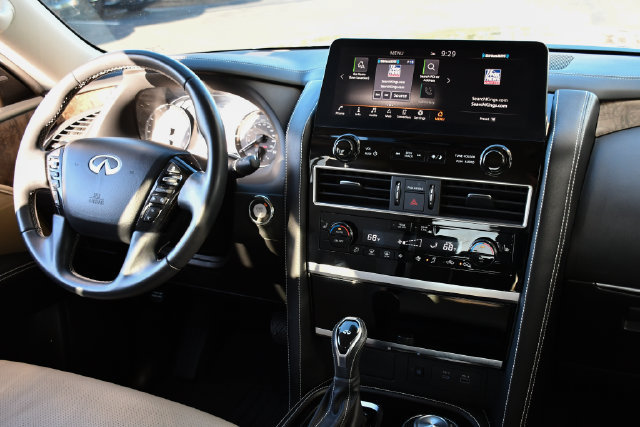 Used 2022 INFINITI QX80 Premium Select w/ Cargo Package AWD/4WD image 3