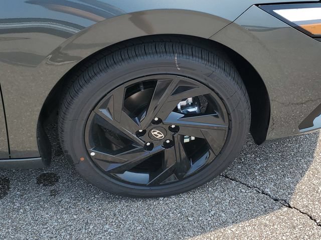 New 2026 Hyundai Elantra SEL Sport FWD image 6