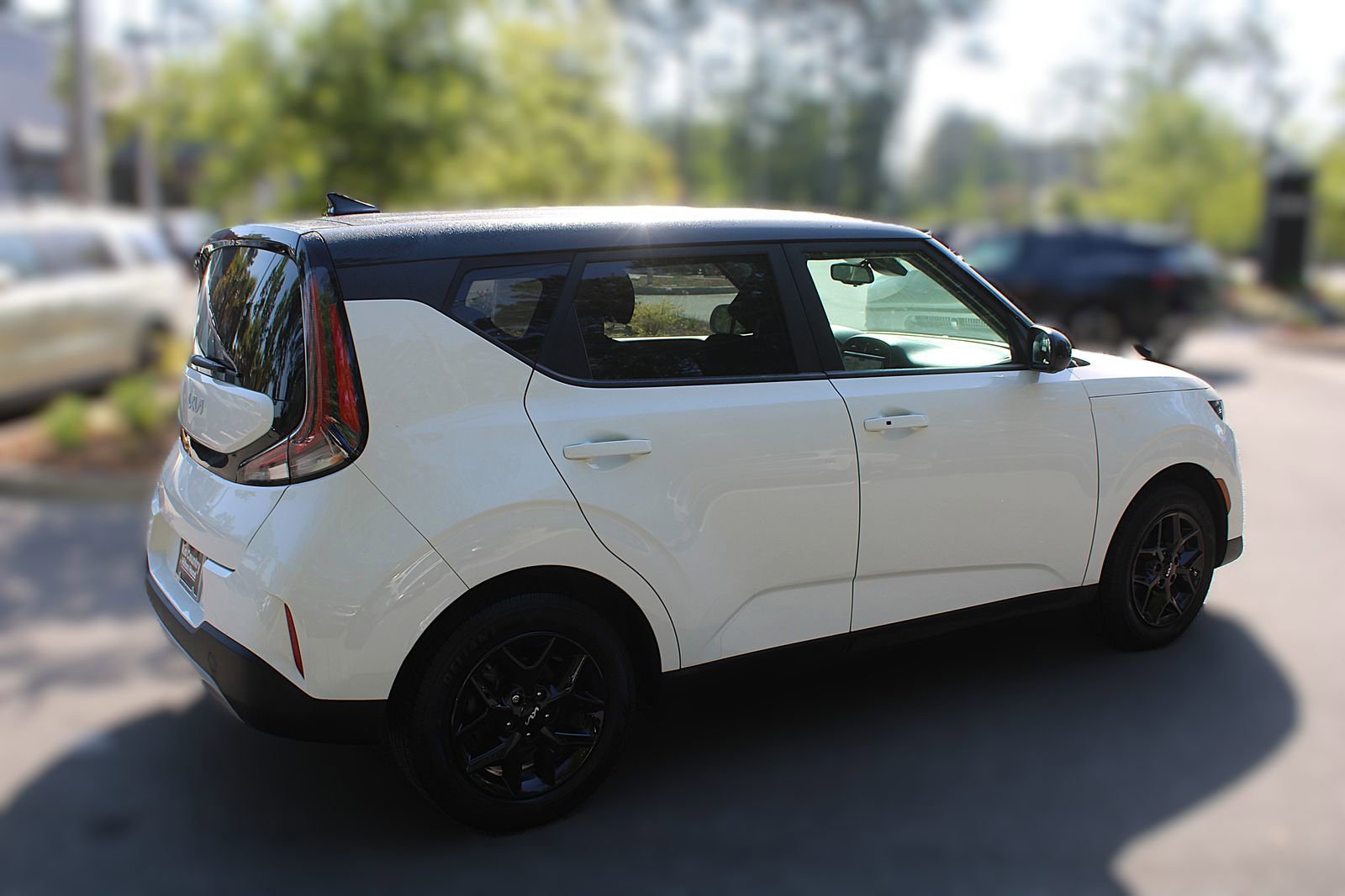 Certified 2023 Kia Soul S FWD image 12