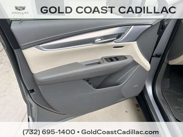 Used 2024 Cadillac XT5 Premium Luxury w/ LPO, Floor Liner Package AWD/4WD image 17