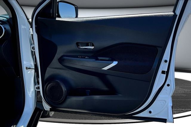 Certified 2023 Nissan Kicks SV image 26